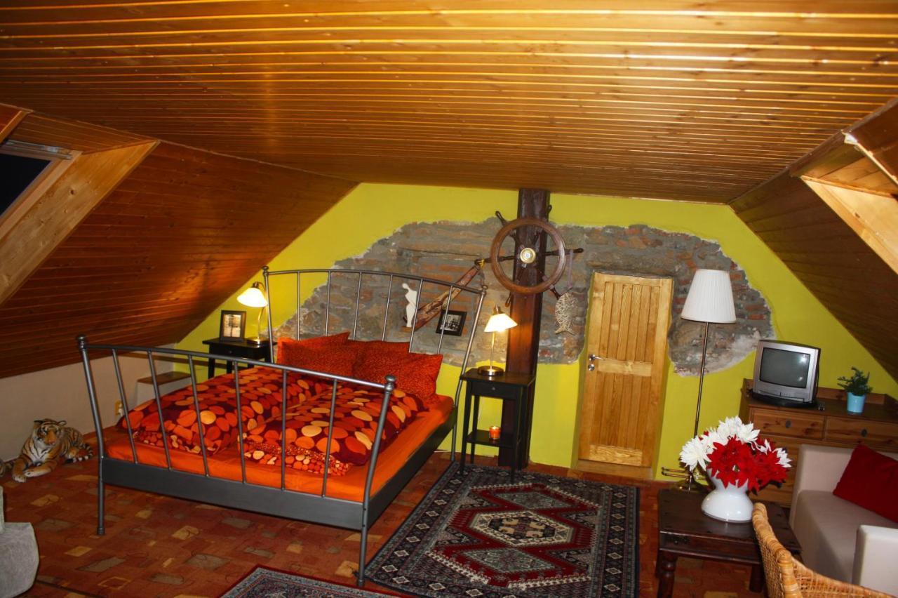 Apartmany U Kaplicky Kamyk nad Vltavou Exterior photo